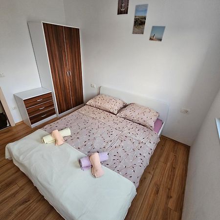 Apartments Lara Drvenik  Kültér fotó