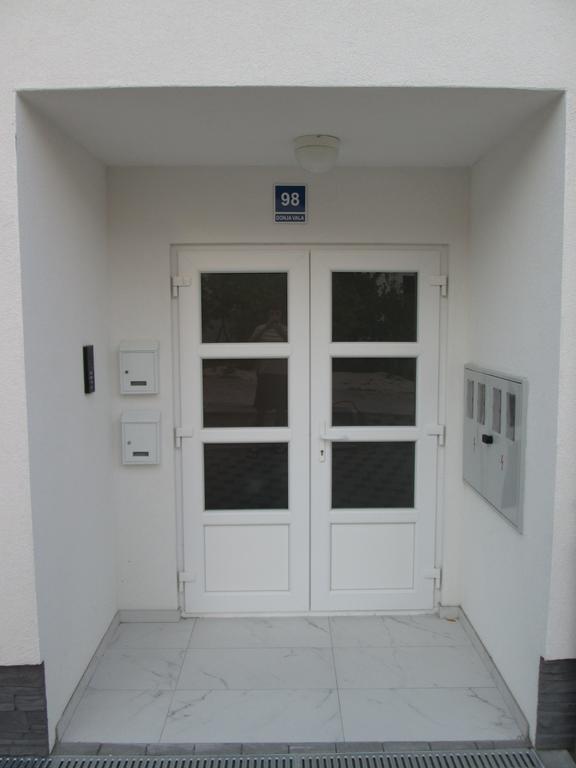 Apartments Lara Drvenik  Kültér fotó