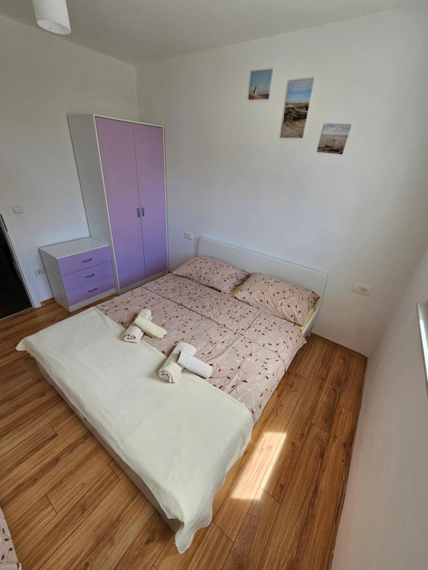 Apartments Lara Drvenik  Kültér fotó