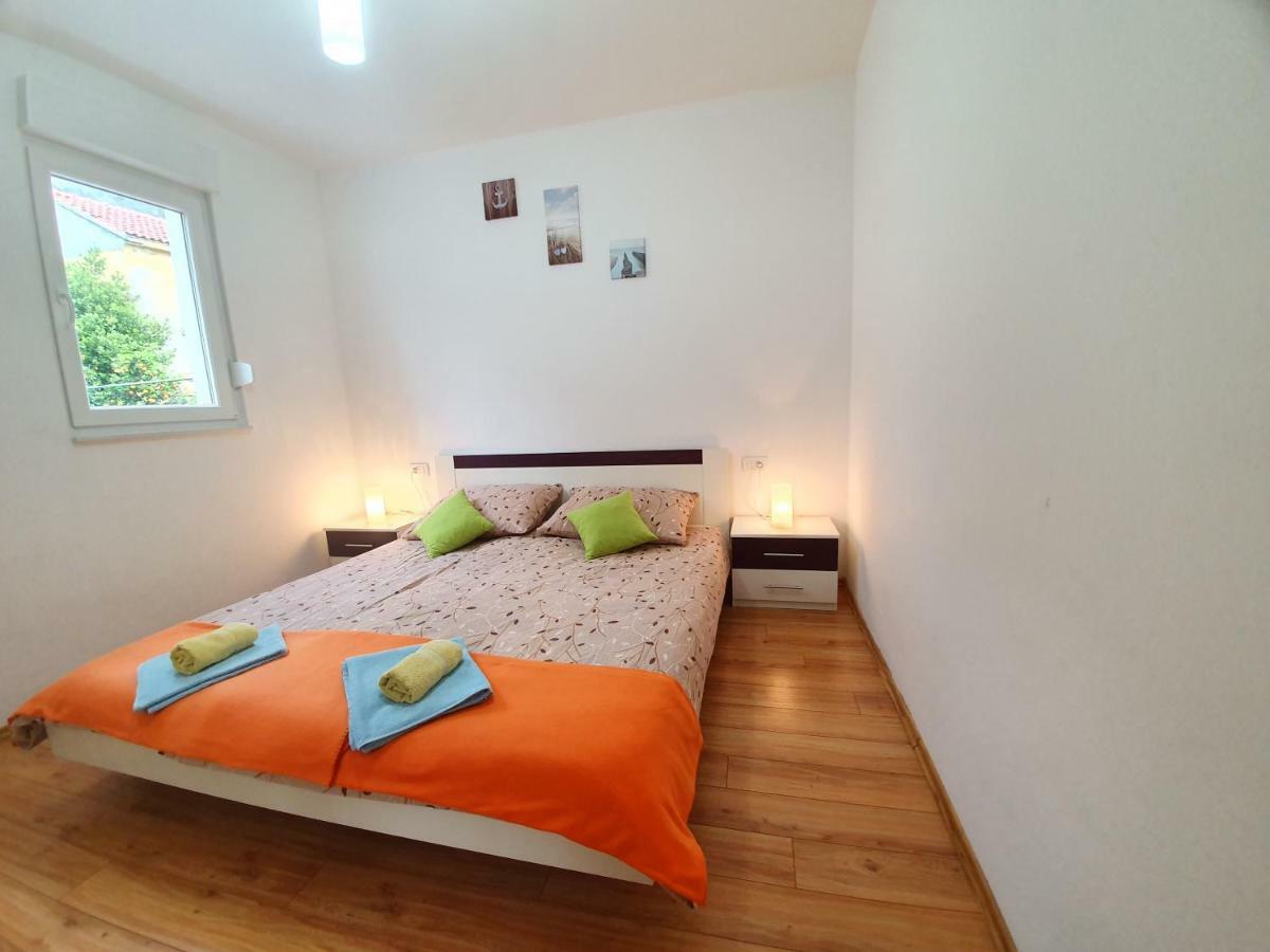 Apartments Lara Drvenik  Kültér fotó