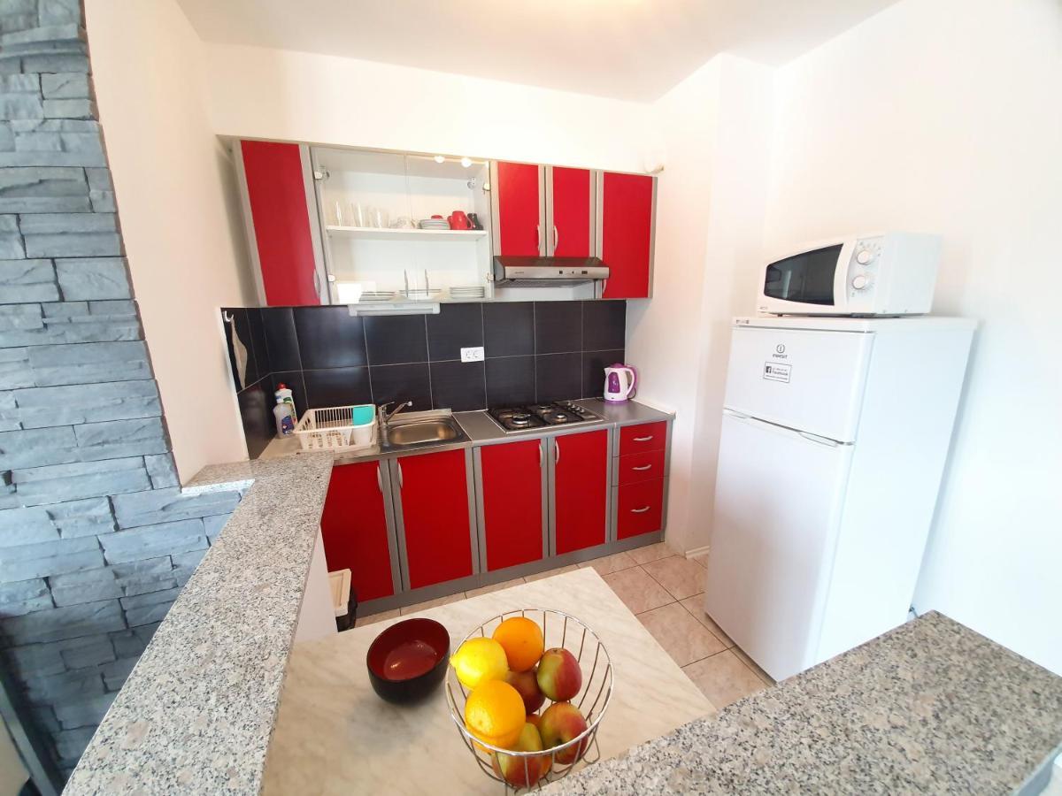 Apartments Lara Drvenik  Kültér fotó