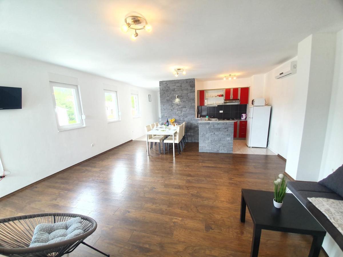 Apartments Lara Drvenik  Kültér fotó